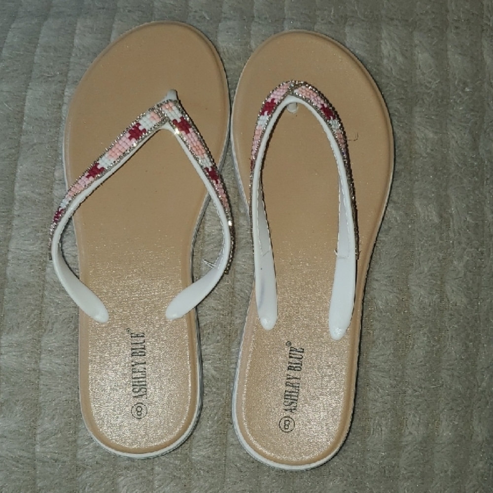 ASHLEY BLUE Crystal Beaded Beige Pink Amand White Jellies Flip Flops 8